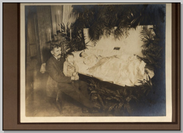 Solosky: Casimer, Baby Anthony, Eva Bagdes Solosky 11/11/1918